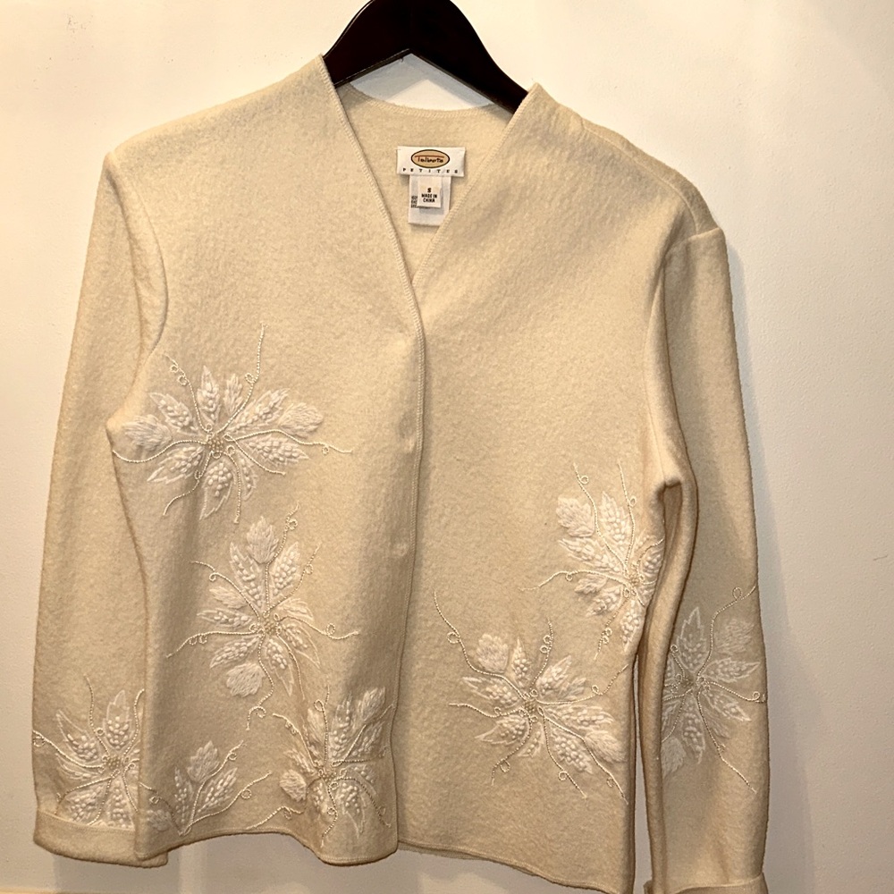Talbots petites Sz S Cream Embroidered Women's wool Sweater jacket